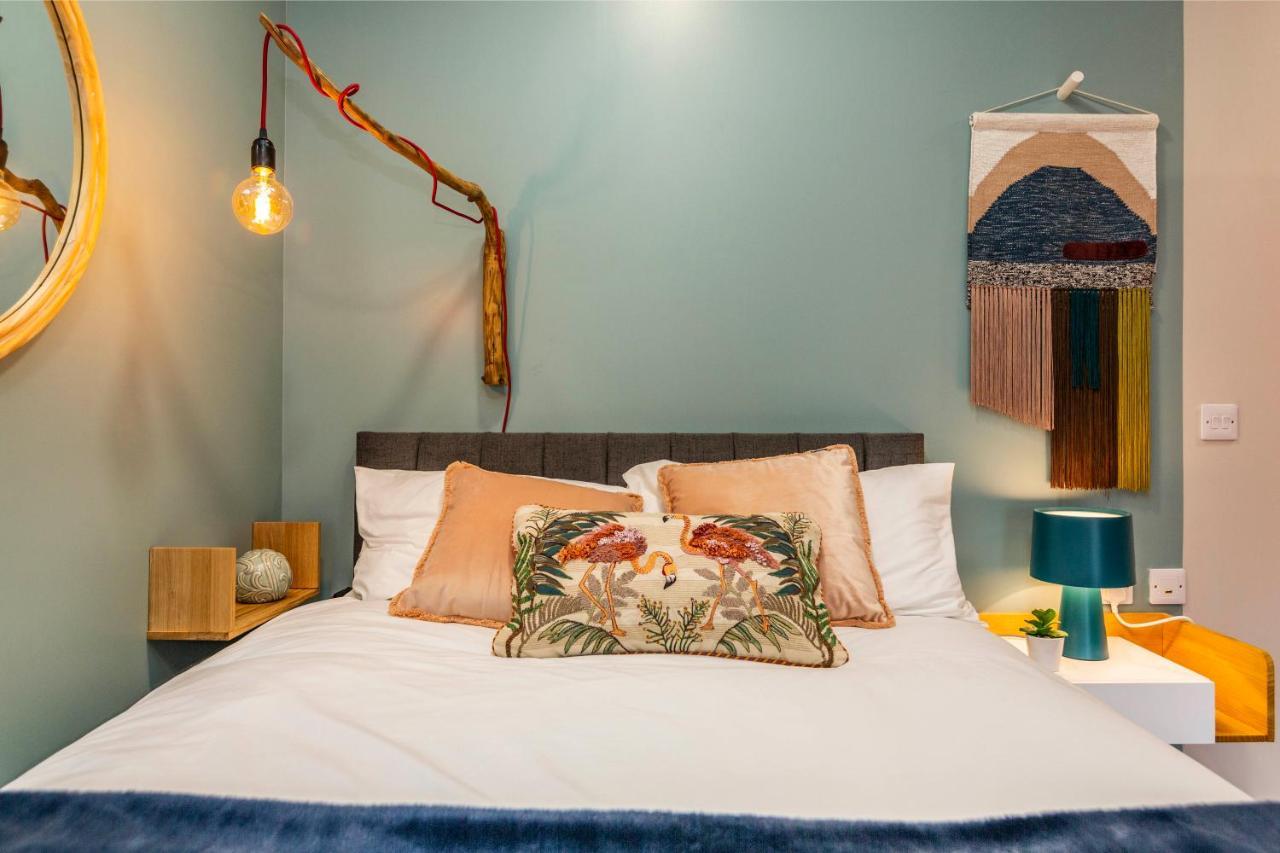 Romantic Getaway Studio Pods Close To City Centre With Free Wifi Ντέρμπι Εξωτερικό φωτογραφία