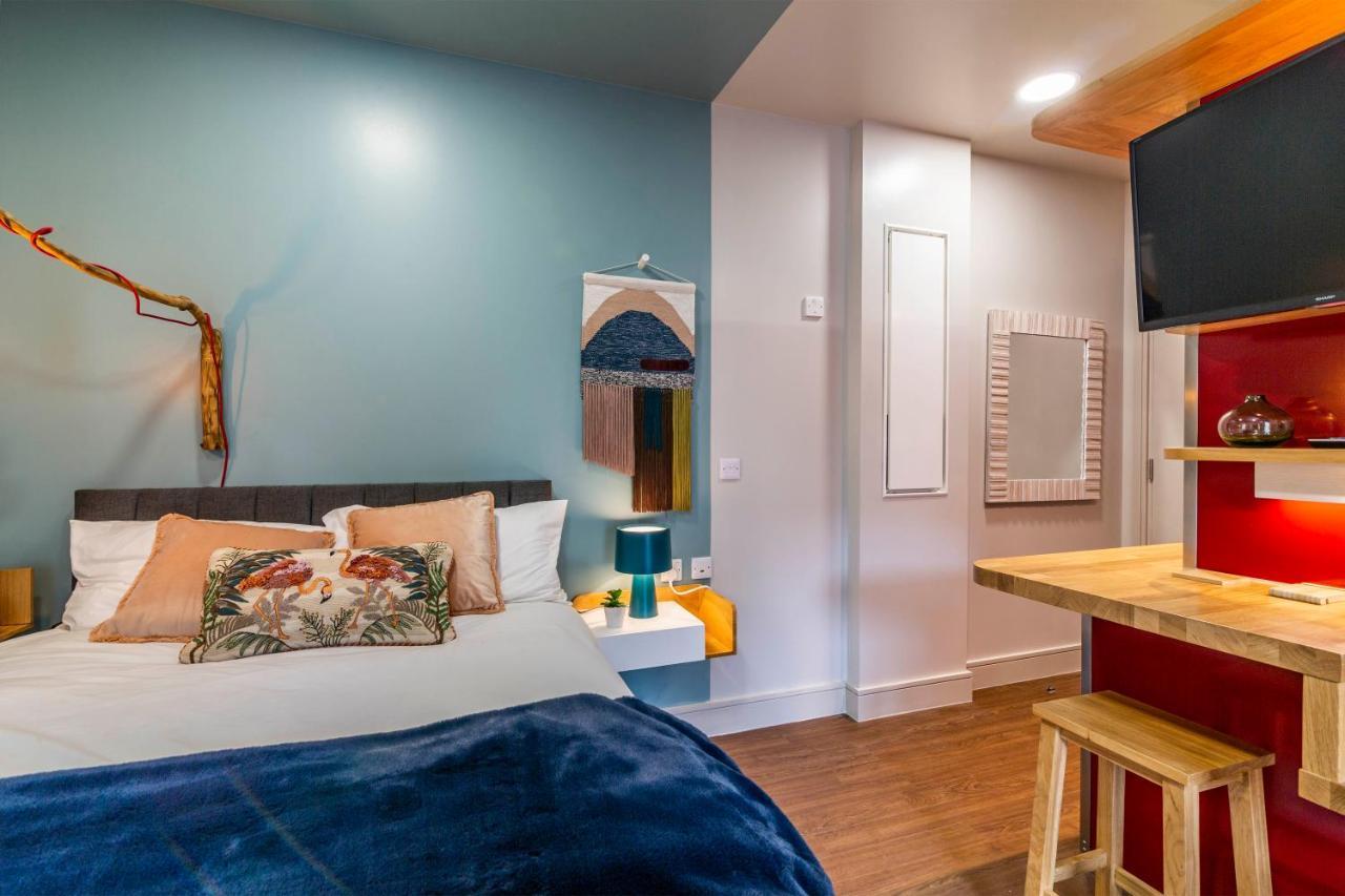 Romantic Getaway Studio Pods Close To City Centre With Free Wifi Ντέρμπι Εξωτερικό φωτογραφία